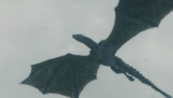 extant_GameOfThrones_8x06-TheIronThrone_1178