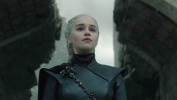 extant_GameOfThrones_8x06-TheIronThrone_1256