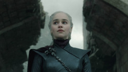 extant_GameOfThrones_8x06-TheIronThrone_1262