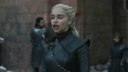 extant_GameOfThrones_8x06-TheIronThrone_1455