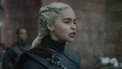 extant_GameOfThrones_8x06-TheIronThrone_1495