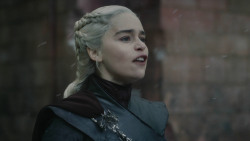 extant_GameOfThrones_8x06-TheIronThrone_1501