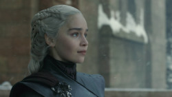 extant_GameOfThrones_8x06-TheIronThrone_1609