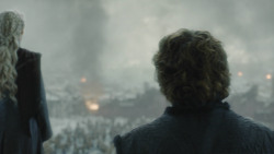 extant_GameOfThrones_8x06-TheIronThrone_1650