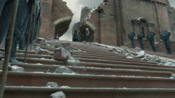 extant_GameOfThrones_8x06-TheIronThrone_1735