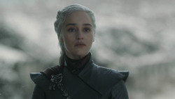 extant_GameOfThrones_8x06-TheIronThrone_1853