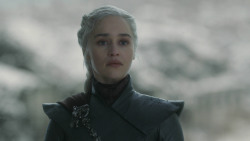 extant_GameOfThrones_8x06-TheIronThrone_1855