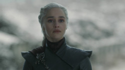extant_GameOfThrones_8x06-TheIronThrone_1857