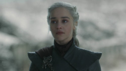 extant_GameOfThrones_8x06-TheIronThrone_1859