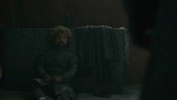 extant_GameOfThrones_8x06-TheIronThrone_2223