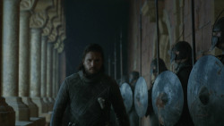 extant_GameOfThrones_8x06-TheIronThrone_3025