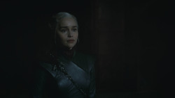 extant_GameOfThrones_8x06-TheIronThrone_3165
