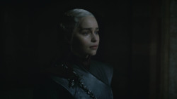 extant_GameOfThrones_8x06-TheIronThrone_3171