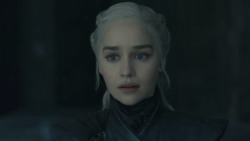 extant_GameOfThrones_8x06-TheIronThrone_3204