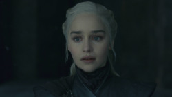 extant_GameOfThrones_8x06-TheIronThrone_3205