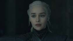 extant_GameOfThrones_8x06-TheIronThrone_3206