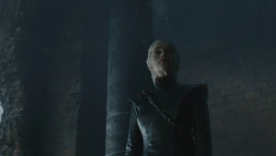 extant_GameOfThrones_8x06-TheIronThrone_3247