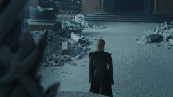 extant_GameOfThrones_8x06-TheIronThrone_3272