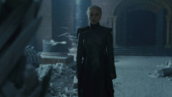 extant_GameOfThrones_8x06-TheIronThrone_3289