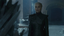 extant_GameOfThrones_8x06-TheIronThrone_3297