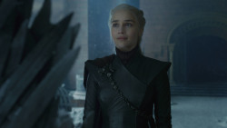 extant_GameOfThrones_8x06-TheIronThrone_3311