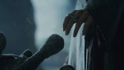 extant_GameOfThrones_8x06-TheIronThrone_3323