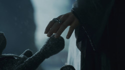 extant_GameOfThrones_8x06-TheIronThrone_3327