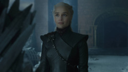 extant_GameOfThrones_8x06-TheIronThrone_3357