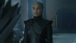 extant_GameOfThrones_8x06-TheIronThrone_3359