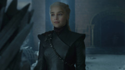 extant_GameOfThrones_8x06-TheIronThrone_3364