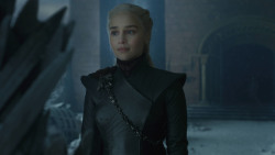 extant_GameOfThrones_8x06-TheIronThrone_3365