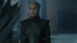extant_GameOfThrones_8x06-TheIronThrone_3366