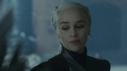 extant_GameOfThrones_8x06-TheIronThrone_3416