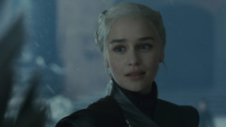 extant_GameOfThrones_8x06-TheIronThrone_3421