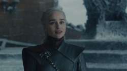 extant_GameOfThrones_8x06-TheIronThrone_3456
