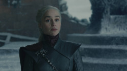 extant_GameOfThrones_8x06-TheIronThrone_3487