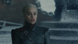 extant_GameOfThrones_8x06-TheIronThrone_3493