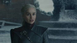extant_GameOfThrones_8x06-TheIronThrone_3497