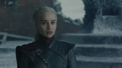 extant_GameOfThrones_8x06-TheIronThrone_3498