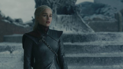extant_GameOfThrones_8x06-TheIronThrone_3510