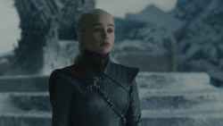 extant_GameOfThrones_8x06-TheIronThrone_3515