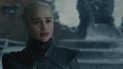 extant_GameOfThrones_8x06-TheIronThrone_3573