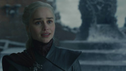 extant_GameOfThrones_8x06-TheIronThrone_3574