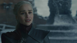 extant_GameOfThrones_8x06-TheIronThrone_3575