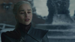 extant_GameOfThrones_8x06-TheIronThrone_3576