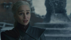 extant_GameOfThrones_8x06-TheIronThrone_3590