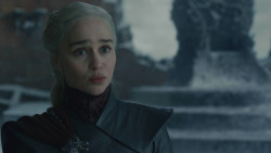 extant_GameOfThrones_8x06-TheIronThrone_3592