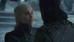 extant_GameOfThrones_8x06-TheIronThrone_3608