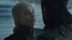 extant_GameOfThrones_8x06-TheIronThrone_3642