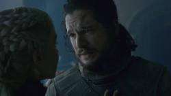 extant_GameOfThrones_8x06-TheIronThrone_3657